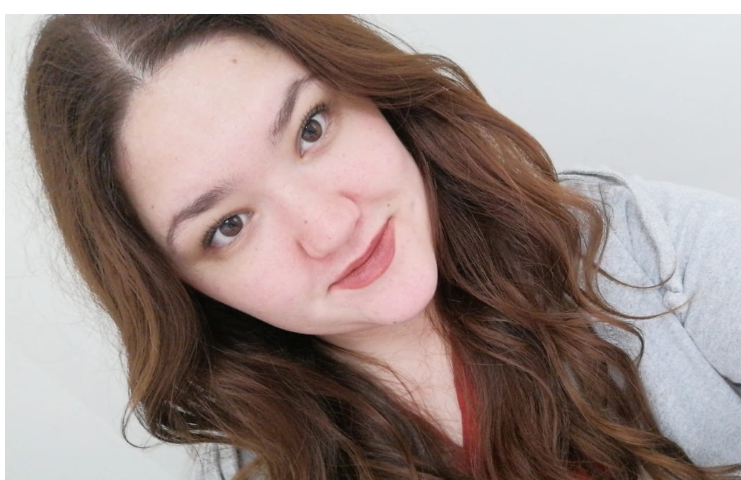 Hemşire Gamzenur HARMANKAYA